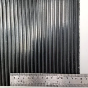 Alternative view of Rubber Mat with Lines